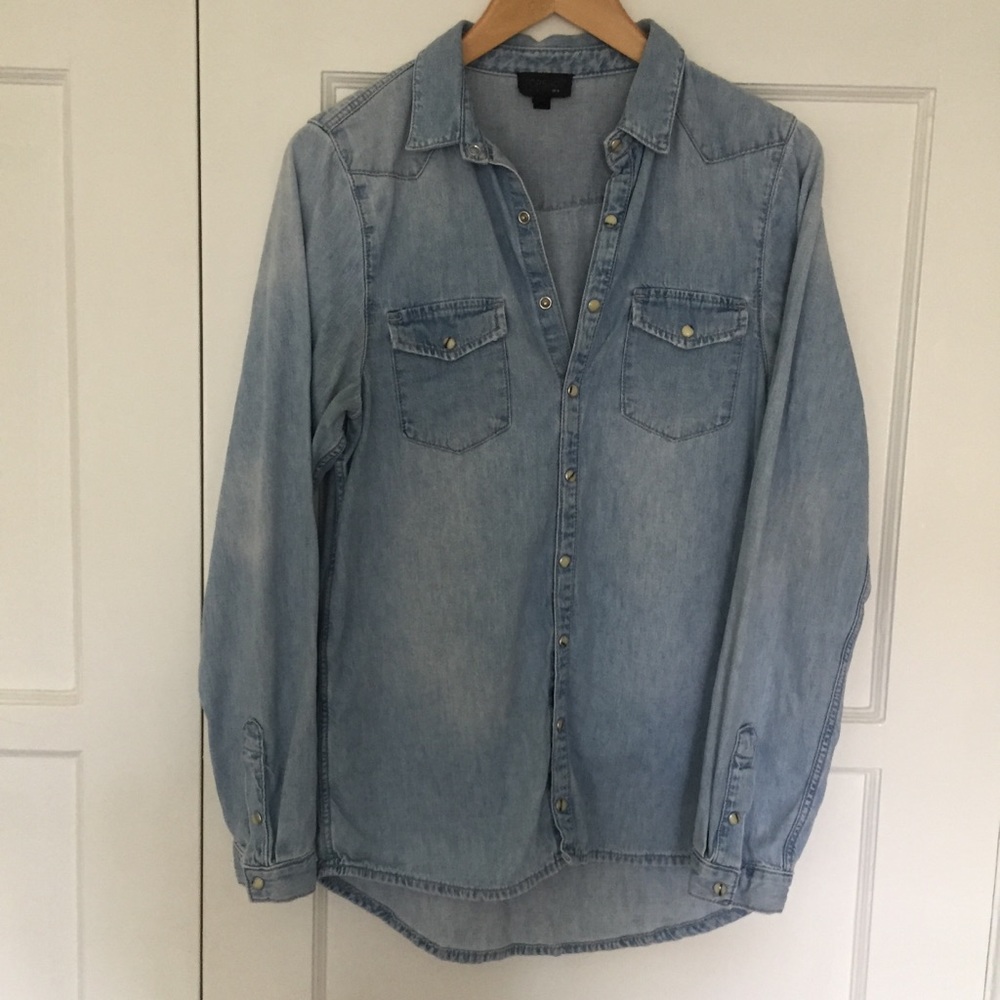 Topshop denim pearl snap top sz2